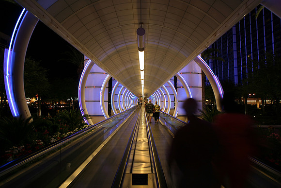 MPB-327 "Las Vegas Moving Walkway"