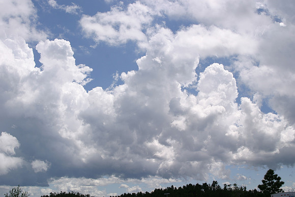 MPB-358 "Cloud Friends"